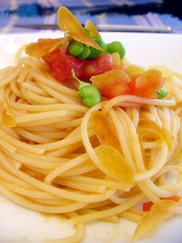 Spaghetti bottarga di Imraguen e olio Pantarei
