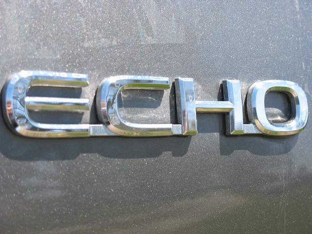 2003 car echo toyota