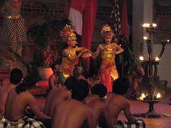scene_from_Ramayana_in_Bali