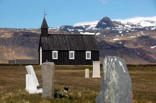 Icelandic church 2