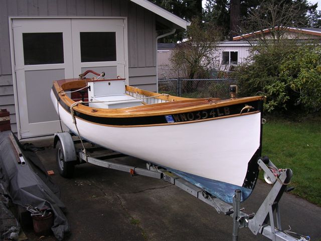 Wood fishing boat -for lakes