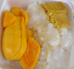 Khao Neow Ma-Muang - Sticky Rice with Mango