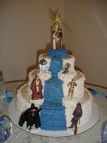 Star Wars wedding cake designs.