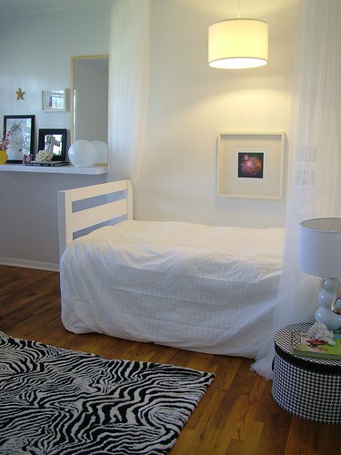 Bed Room Design Interiors