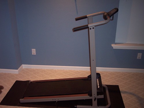 Weslo manual treadmill by comocards