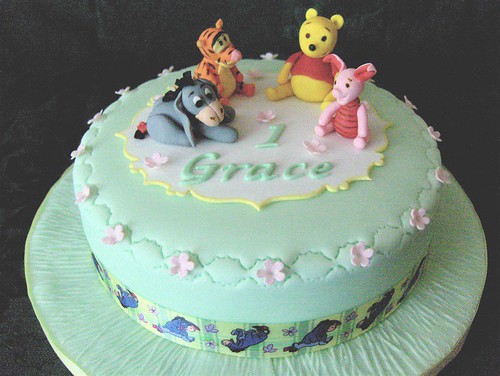 pictures of 1st birthday cakes. Winnie the Pooh 1st Birthday