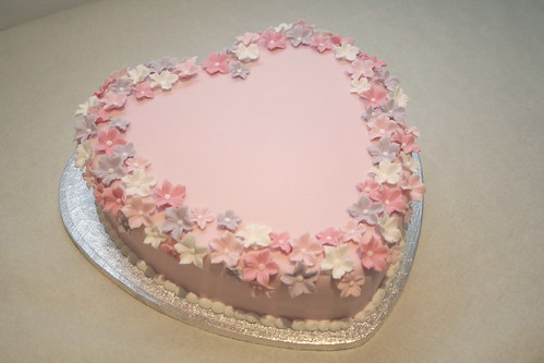 Heart Shaped Cake Pictures. Heartshaped Cake