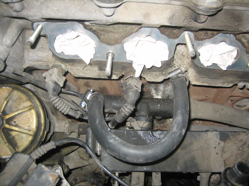 Heater Hose Question, e30 318is - maXbimmer Forums