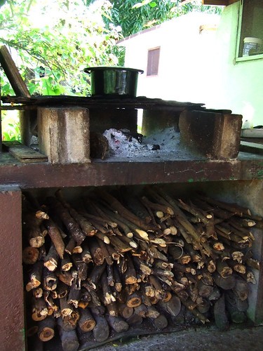 Saipan, A'be's house - firewood stove