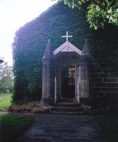 Entrance of St Paul's Avoca Drive Kincumber