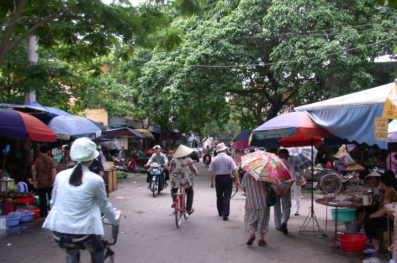 Market in Hai Phong 海防的小市場