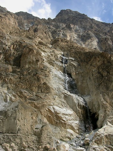 Waterfall - on the Way to Shimshal