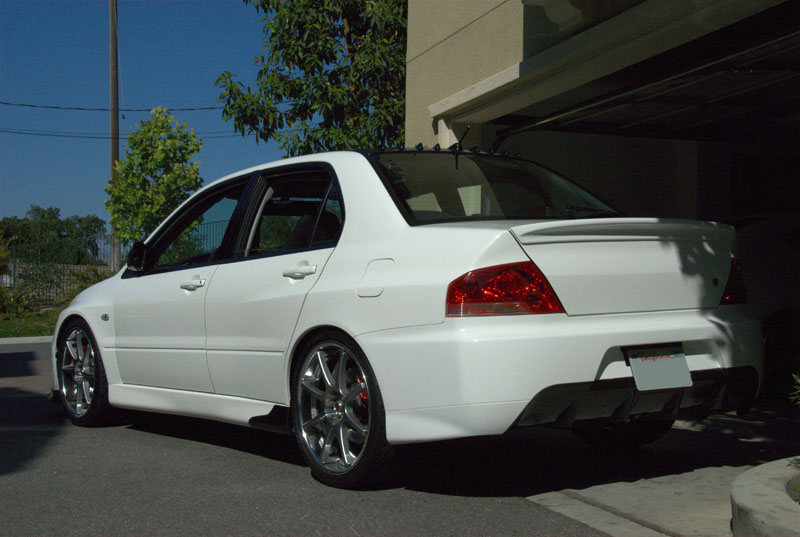 more pics here WW evo with painted Rexpeed lip spoiler Wingless