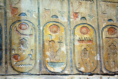 2006_0610_103933AA Koningslijst uit Abydos,tempel Ramses2,BM Londen por Hans Ollermann.