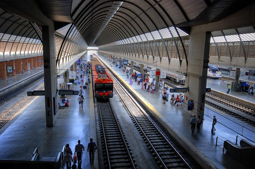 Train Station (Seville 5 of 10) por rabataller.