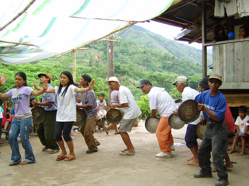 traditional dancing indigenous culture tradition luplupa thanksgiving rural kalinga Pinoy Filipino Pilipino Buhay  people pictures photos life Philippinen  菲律宾  菲律賓  필리핀(공화국) Philippines gansa music  