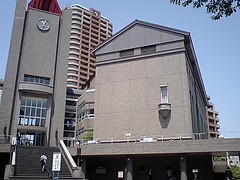 早稲田大学　総合学術情報センター