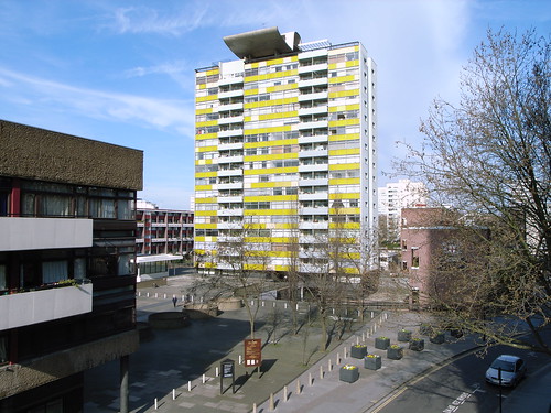 City of London · Chamberlin, Powell and Bon · housing · Flats · modernist 