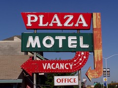 20050726 Plaza Motel