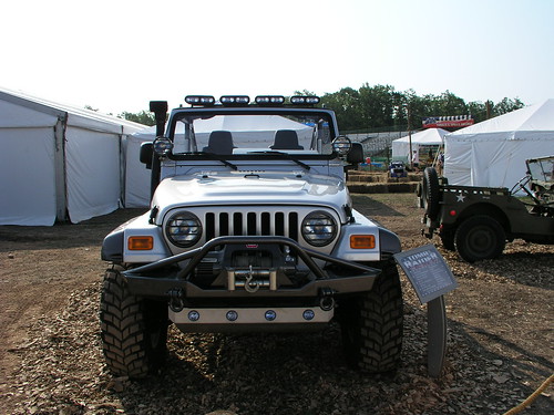 I have a front and side pic from Camp Jeep'05