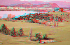 Lake Wanaka and Mt Iron in 3D. Half colour hyperstereoscopic anaglyph