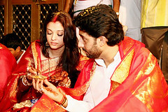 abhishek bachchan aishwarya rai wedding picture