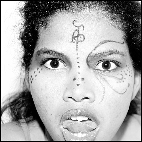 trival tatuaje mujer. tribal. 2007. actitud. adorable