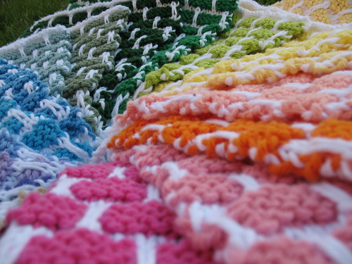 Dishcloth Rainbow, up close and personal