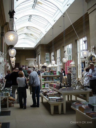 Orangery Shop，有一個角落專門售賣 Jane Austen 的書籍和相關紀念品