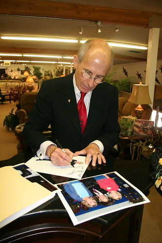 An Autograph at Homestyle Furniture.JPG