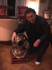 Bob Frassinetti And the Diving Helmet US Navy A-35 This one used by the Argentinean Navy.