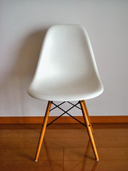 Eames Shell Side Chair DSW