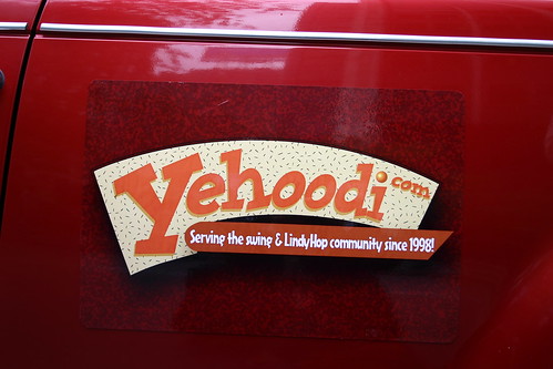 Yehoodi's logo emblazoned on Swank's PT Cruiser