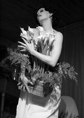 Lily Verlaine - Nude with Calla Lilies by Chris Blakeley