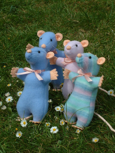 Raggy Rats baby colours!