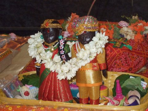 Marapaachi Bommai, 9 May 07, Lakshmi/Aniruddha Wedding