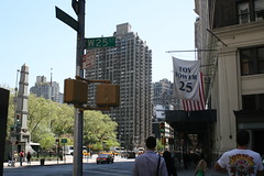 Broadway & 25th by Vidiot, on Flickr