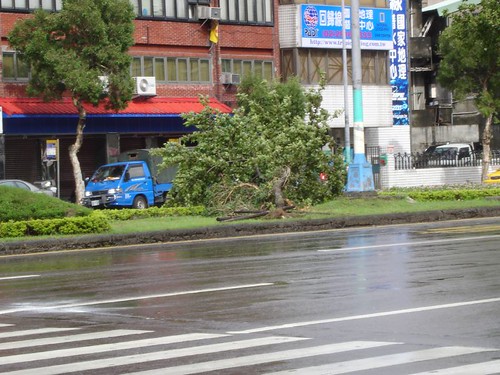 05年海棠颱風來襲的「資料畫面」