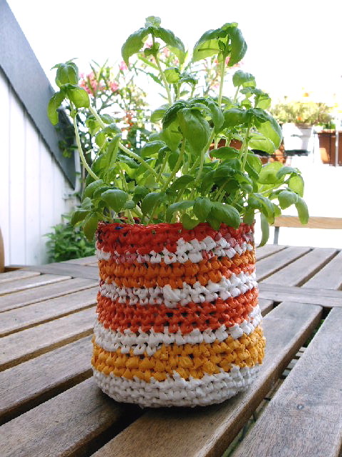 recycled crochet flowerpot/basket