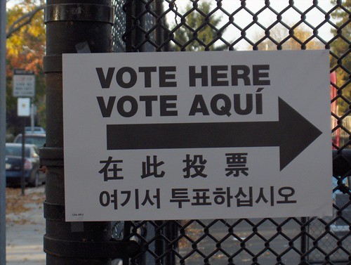 -> Vote Here Vote Aquí ->