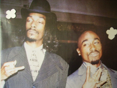 2pac & Snoop Doggy Dogg - 2 Of Amerikaz Most Wanted