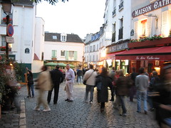 cafe scene in montmartre