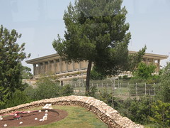 Knesset (from floral clock)_1348