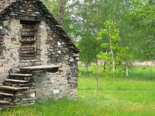 Old shed near Ornavasso, Italy