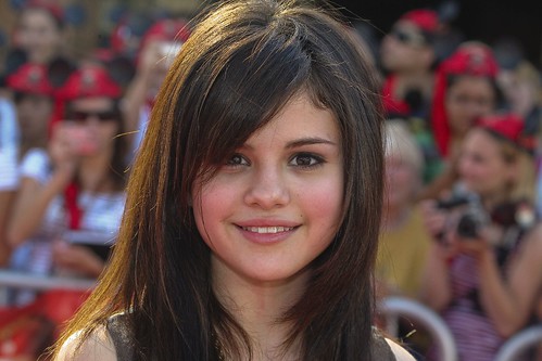 selena gomez bangs. Selena Gomez | Flickr - Photo