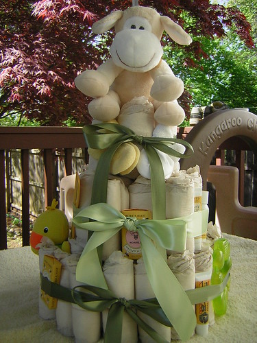7th Generation, Burts Bees Diaper Cake front