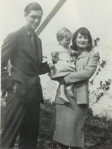John, Simon & Barbara in 1943
