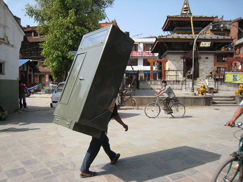 walking wrdrobe, kathmandu