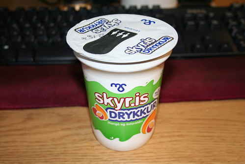 2007-05-30 - CCP snacks - Skyr.is drink, mango and passionfruit - 223