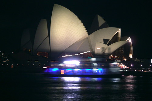 ferry and the opera house by alumroot